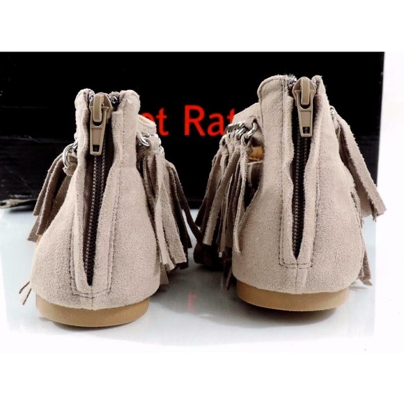 Not Rated Keep The Peace Fringe Flat Thong Sandals Taupe Size 6.5 - Picture 6 of 9